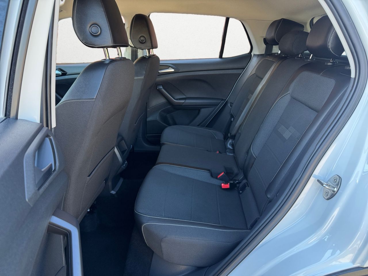 Volkswagen T-Cross 1.5 TSI SPORT DSG 150 CV - Foto 2