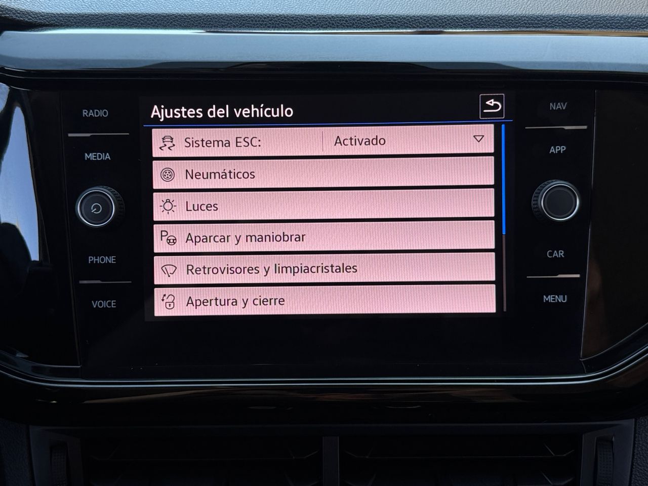 Volkswagen T-Cross 1.5 TSI SPORT DSG 150 CV - Foto 2
