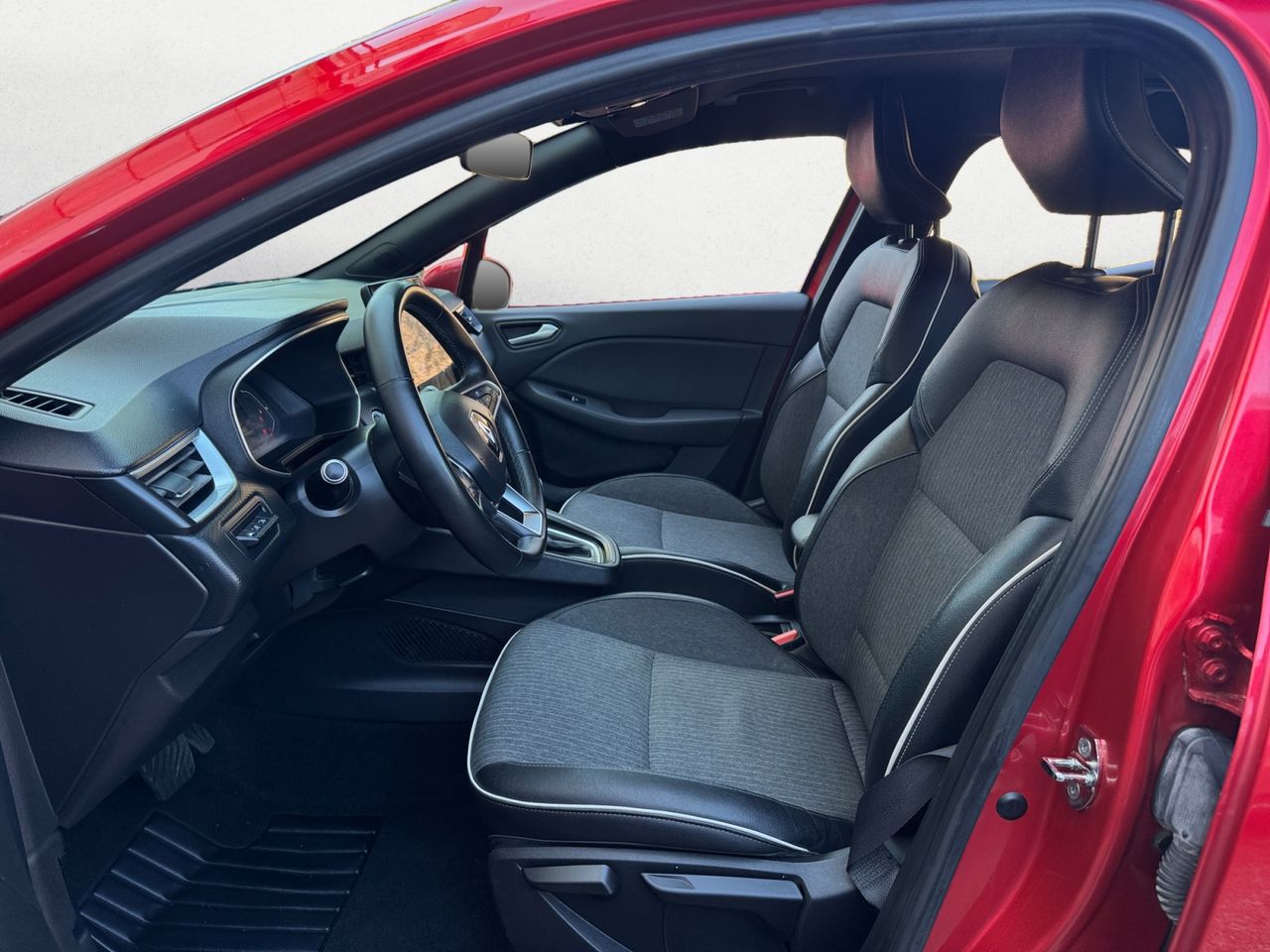 Renault Clio ZEN ETECH HIBRIDO 140 CV - Foto 2