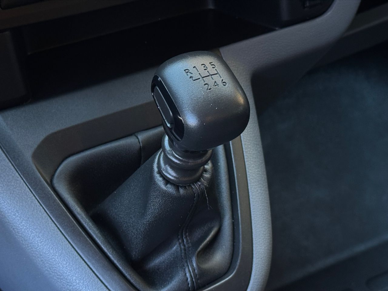 Peugeot Expert COMBI BLUE HDI 120 CV - Foto 2