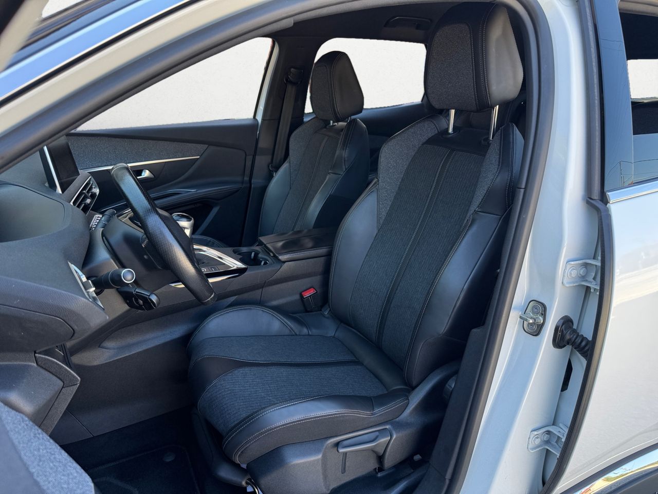 Peugeot 3008 GT LINE BLUE HDI 130 CV - Foto 2