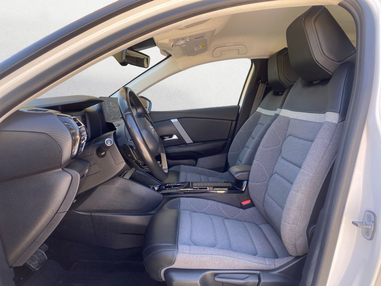 Citroën C4 BLUE HDI 130 CV EAT8 FEEL PACK - Foto 2