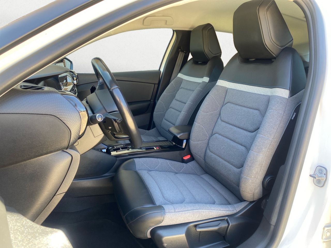 Citroën C4 BLUE HDI 130 CV EAT8 FEEL PACK - Foto 2