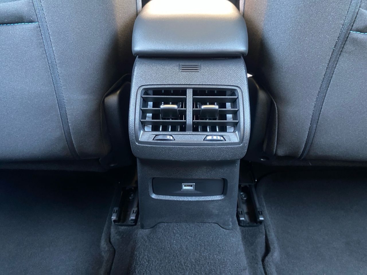Citroën C4 BLUE HDI 130 CV EAT8 FEEL PACK - Foto 2