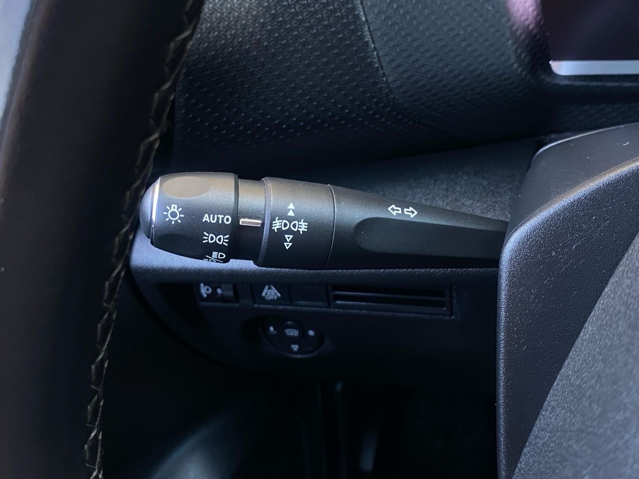 Citroën C4 BLUE HDI 130 CV EAT8 FEEL PACK - Foto 2