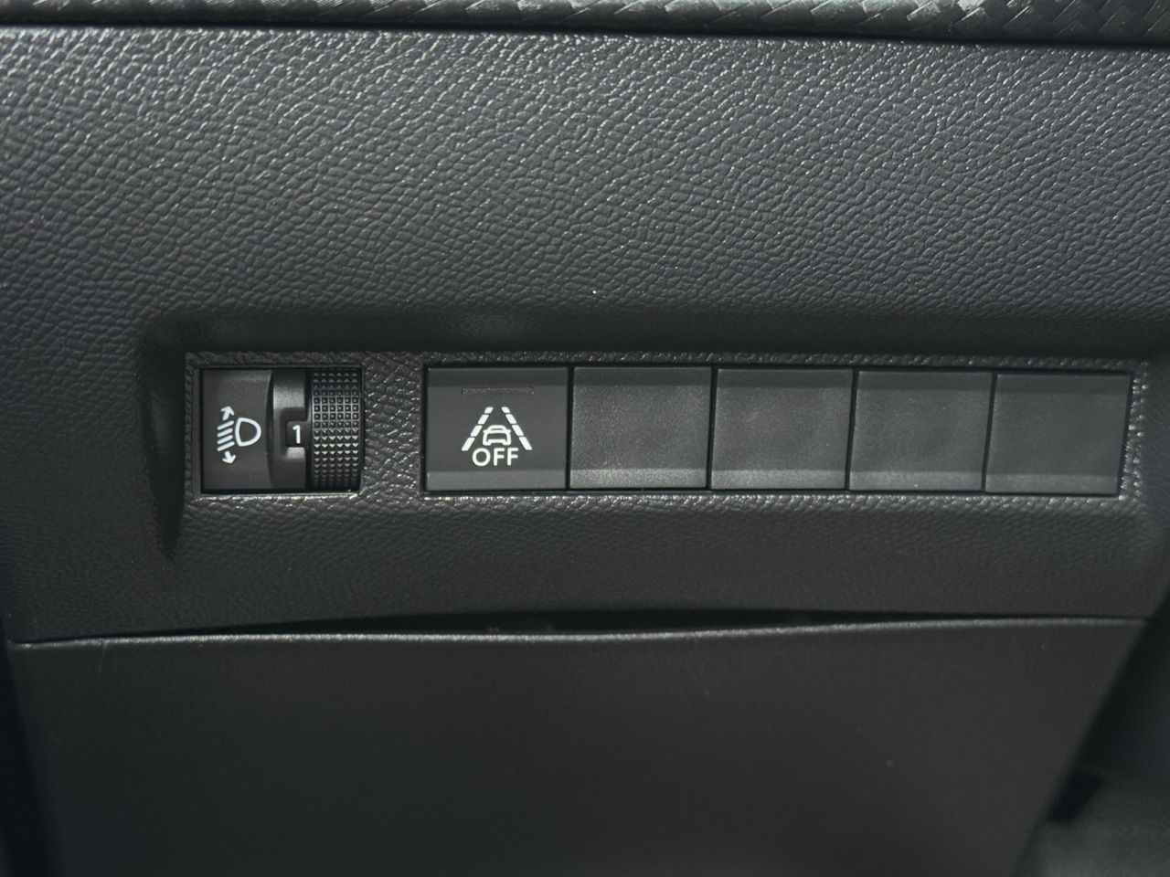 Peugeot e-208 ACTIVE ELECTRICO 136 CV - Foto 2