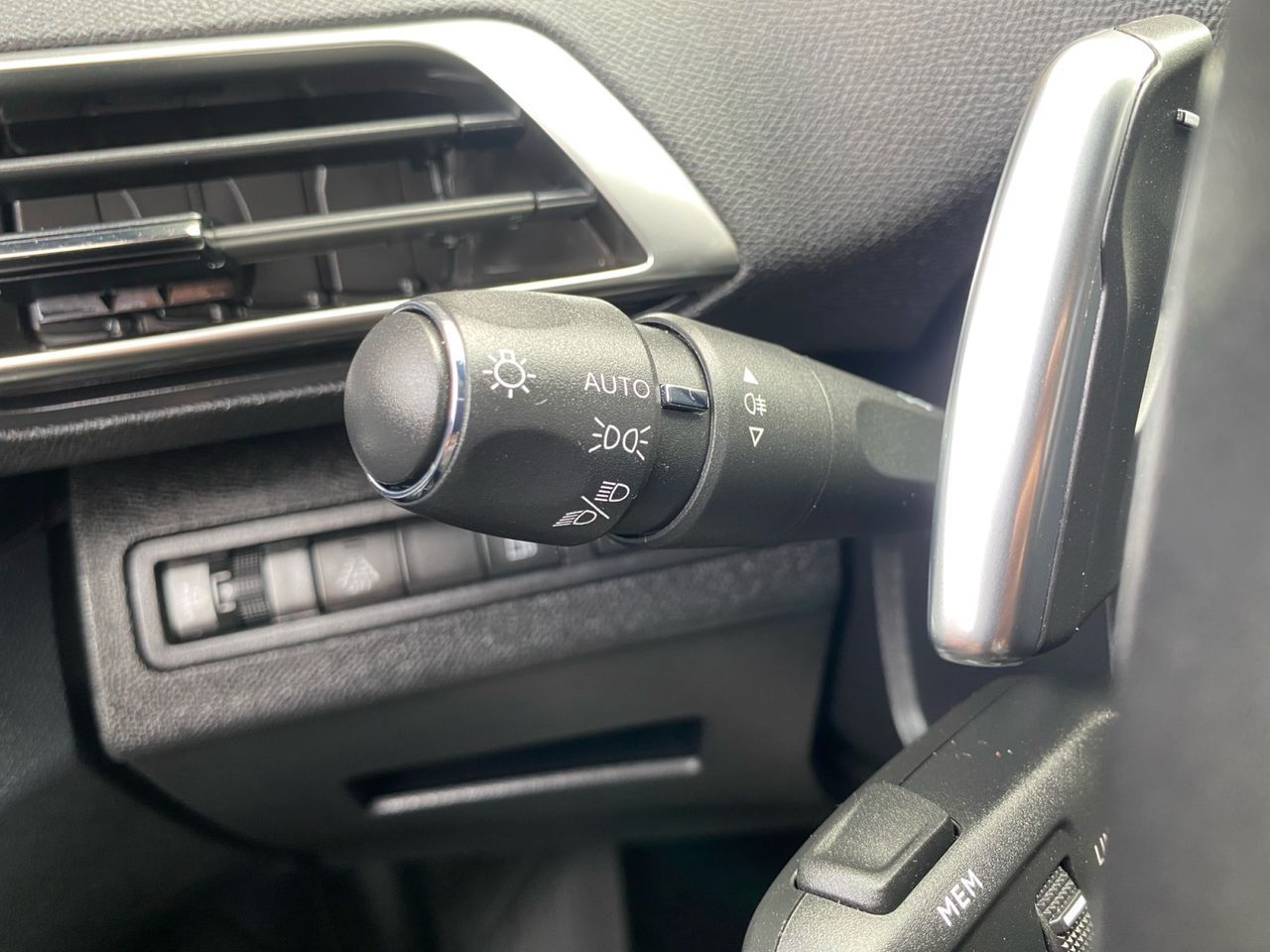 Peugeot 3008 Hybrid ALLURE PACK HYBRID 180 EAT8 - Foto 2