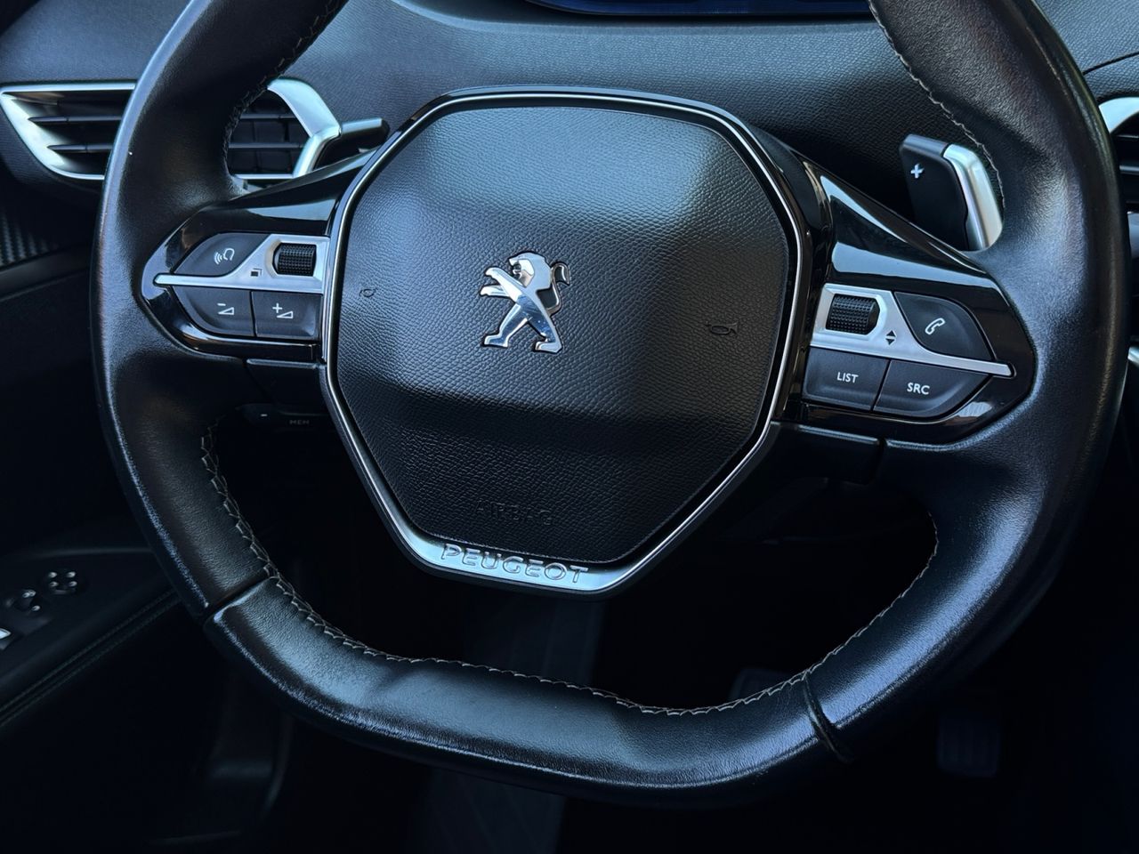 Peugeot 3008 Hybrid ALLURE 225 EAT8 - Foto 2