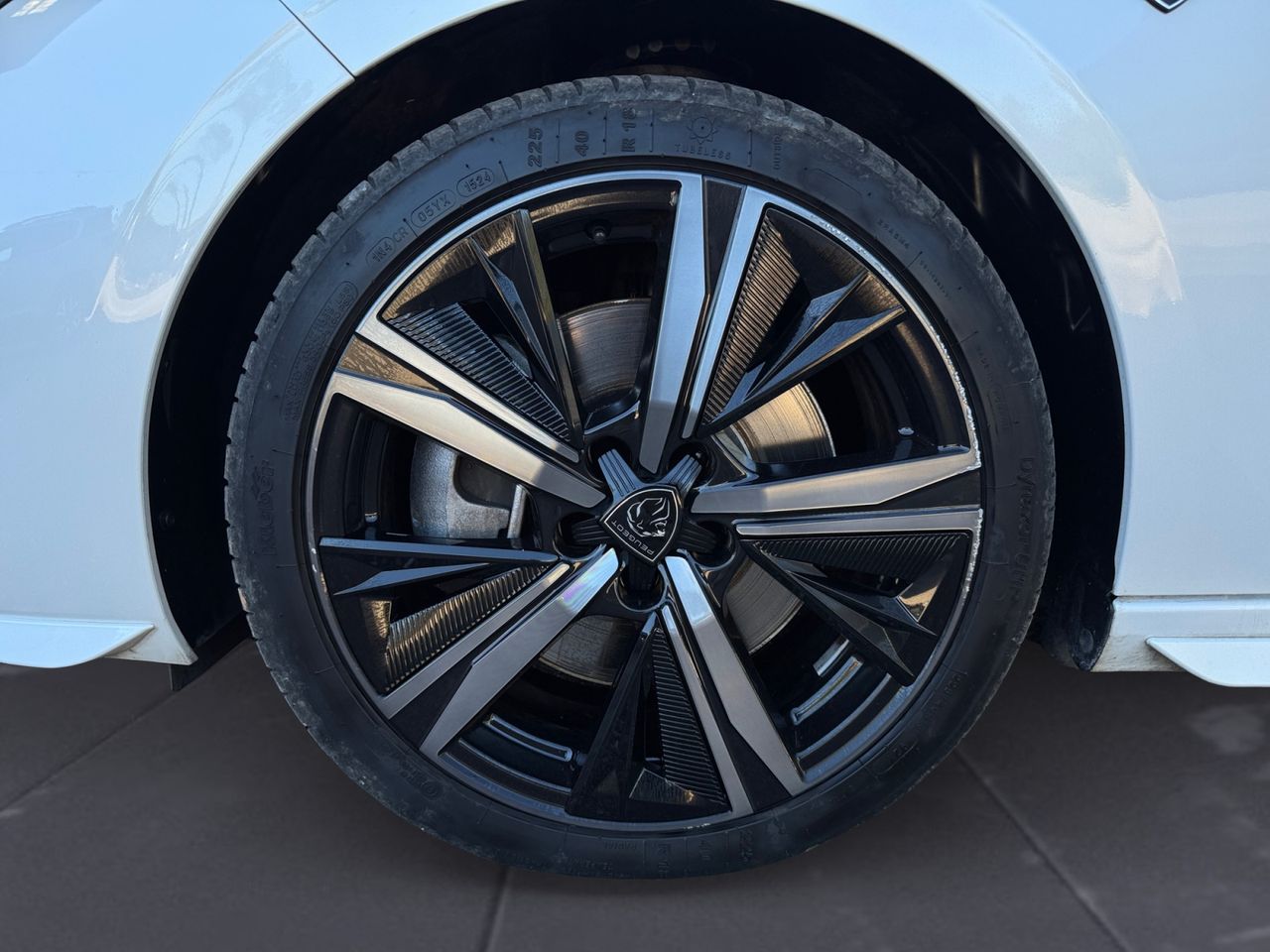 Peugeot 308 SW GT PACK HYBRID 225 EAT8 - Foto 2