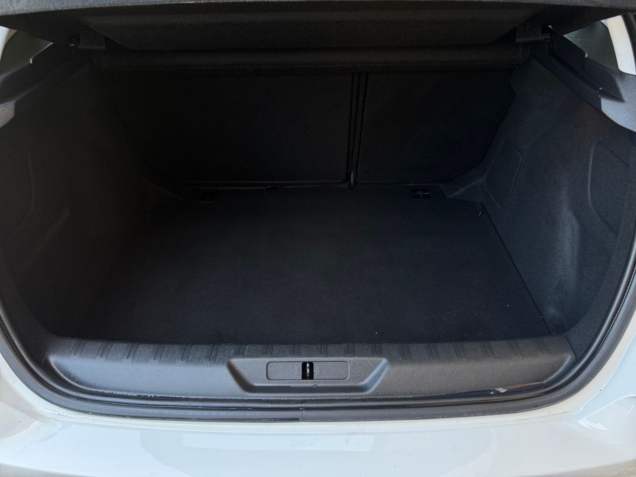 Peugeot 308 ACTIVE PACK BLUE HDI 100 CV - Foto 2