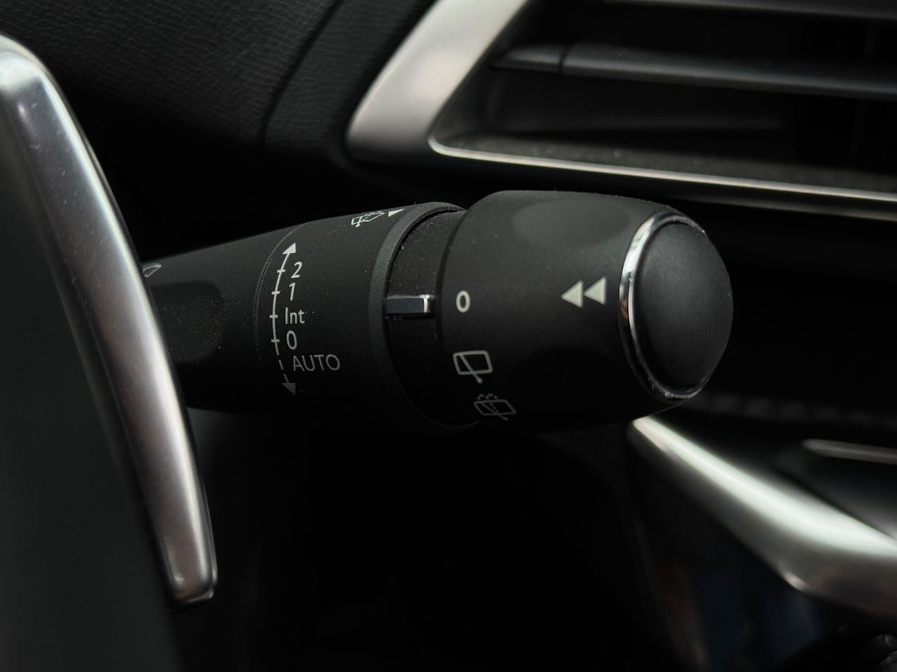 Peugeot 3008 Hybrid ALLURE 225 EAT8 - Foto 2
