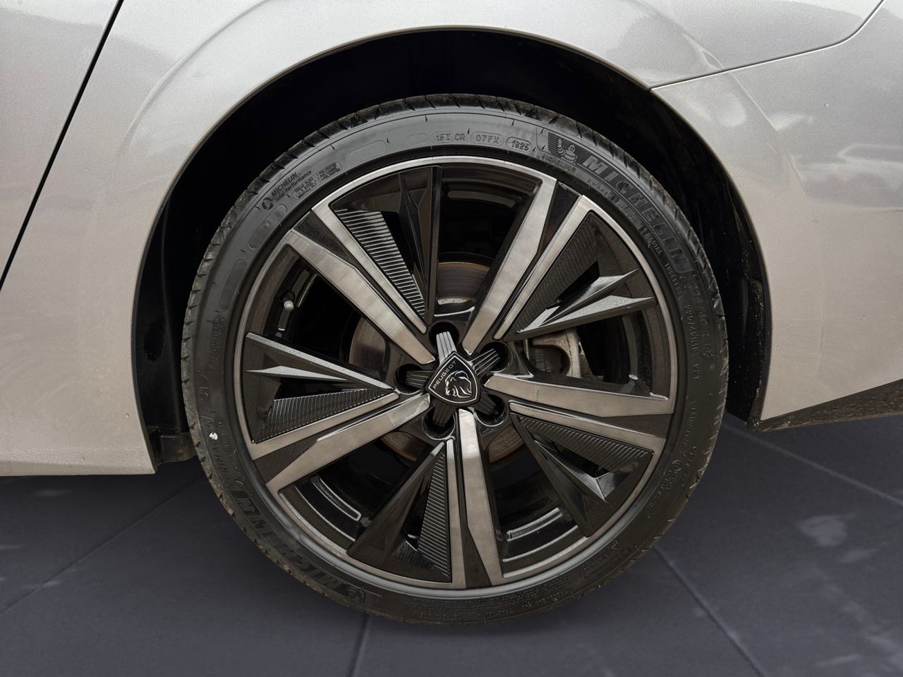 Peugeot 308 SW GT PACK BLUE HDI 130 CV EAT8 - Foto 2
