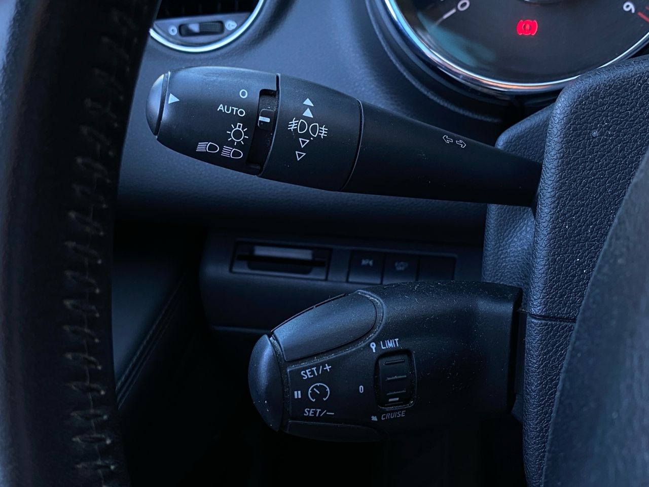 Peugeot 3008 ALLURE 1.6 BLUE HDI 120 CV - Foto 2