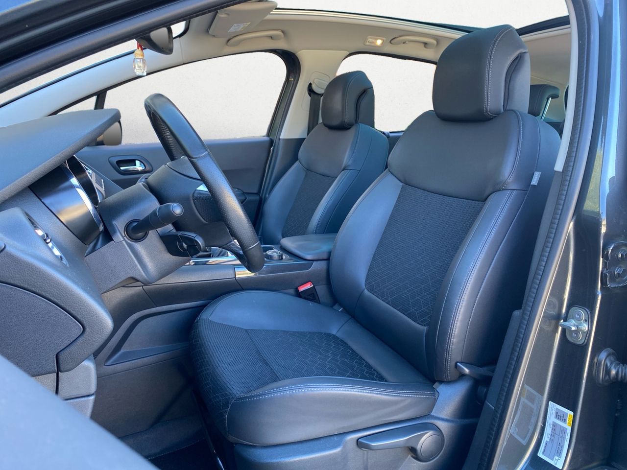 Peugeot 3008 ALLURE 1.6 BLUE HDI 120 CV - Foto 2
