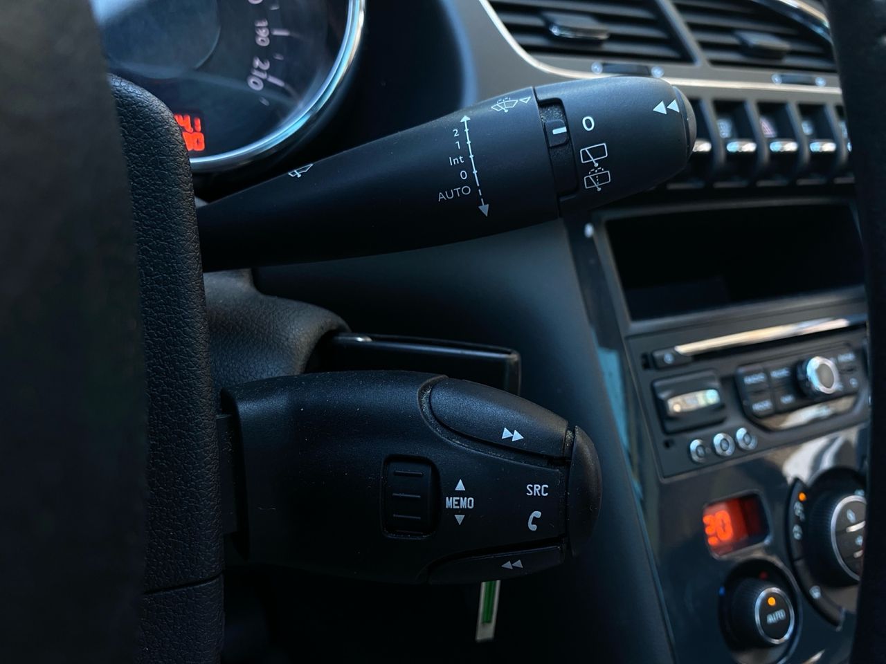 Peugeot 3008 ALLURE 1.6 BLUE HDI 120 CV - Foto 2