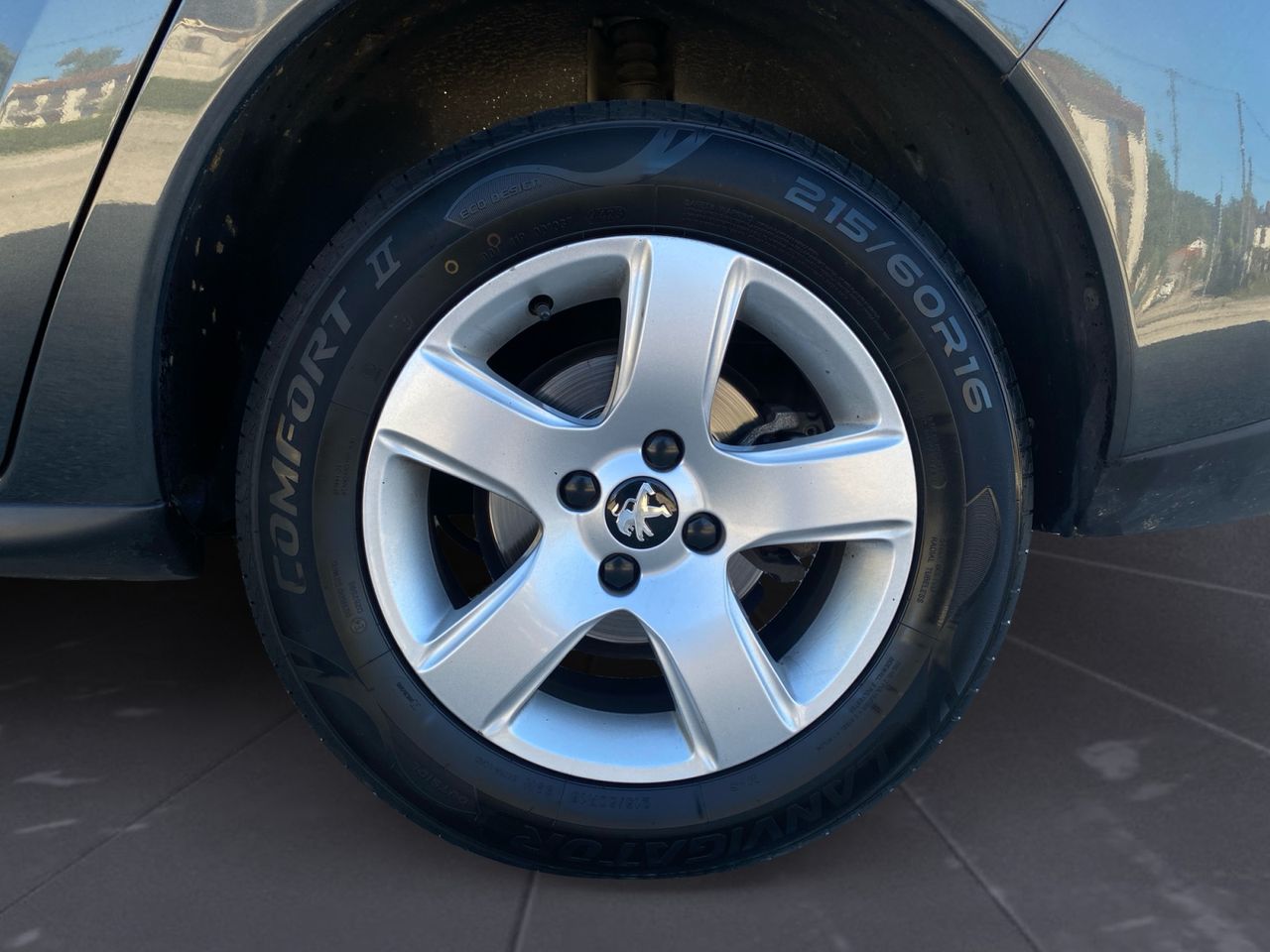Peugeot 3008 ALLURE 1.6 BLUE HDI 120 CV - Foto 2