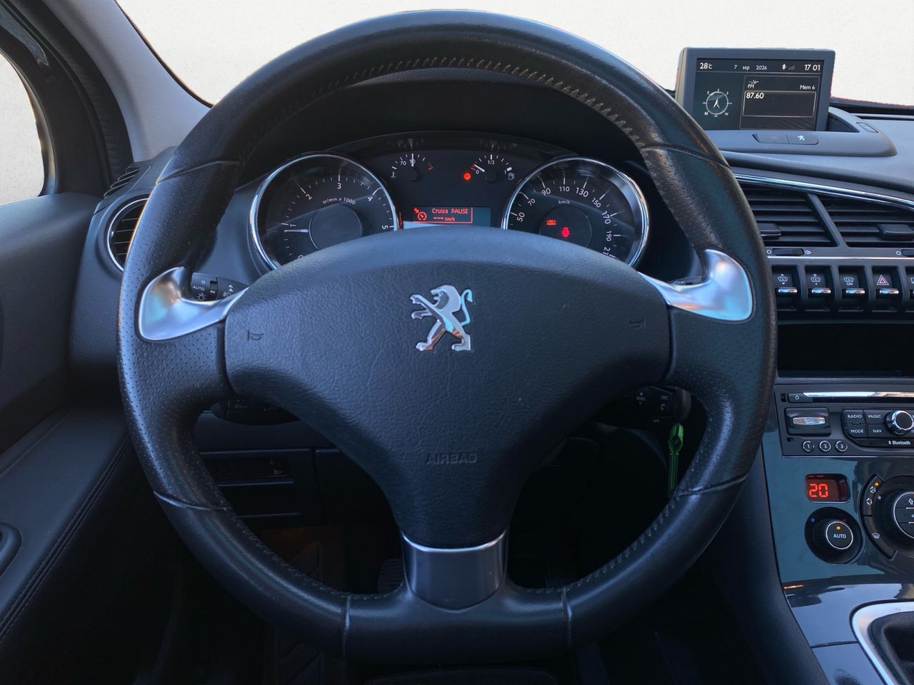Peugeot 3008 ALLURE 1.6 BLUE HDI 120 CV - Foto 2