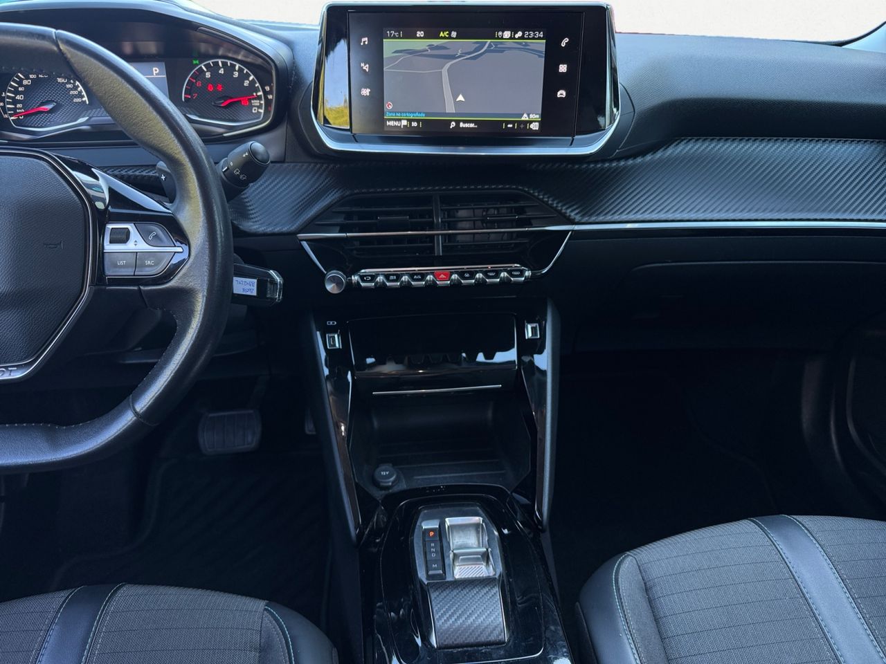 Peugeot 2008 ALLURE PURE TECH 130 CV EAT8 - Foto 2