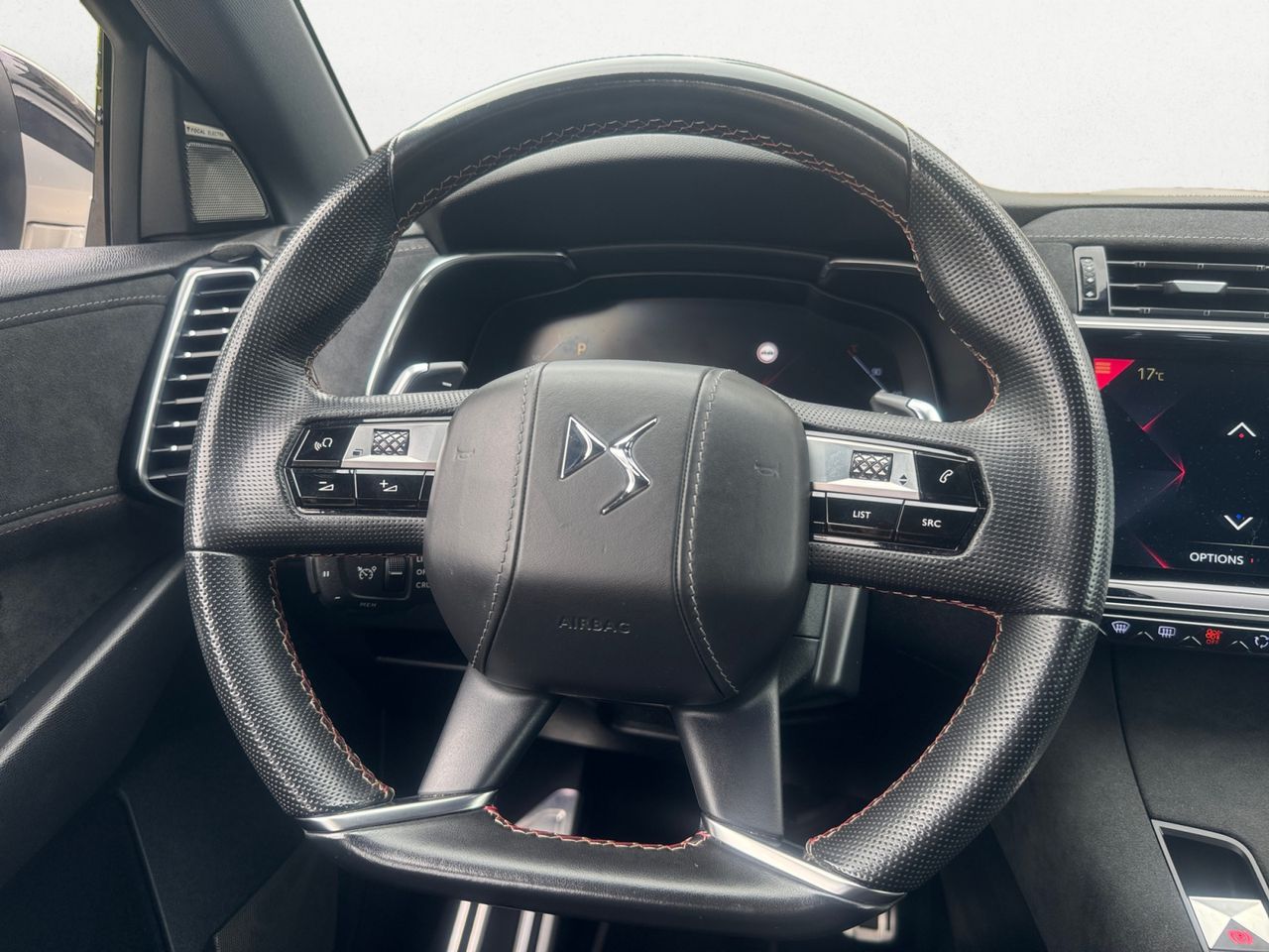 DS DS 7 Crossback BLUE HDI 130 CV AUT PERFORMANCE - Foto 2