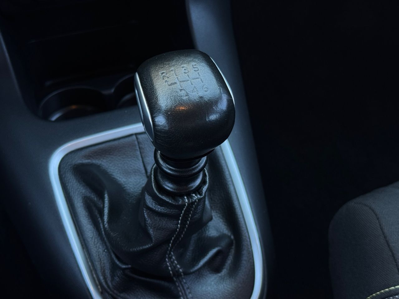 Citroën C3 PURE TECH 110 CV SHINE - Foto 2