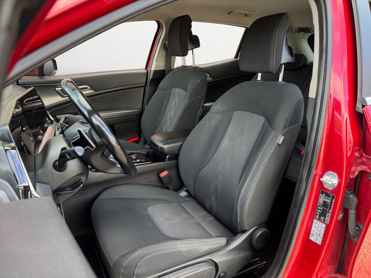 Kia Sportage 1.6 TGDI MHEV 180 CV TECH - Foto 2