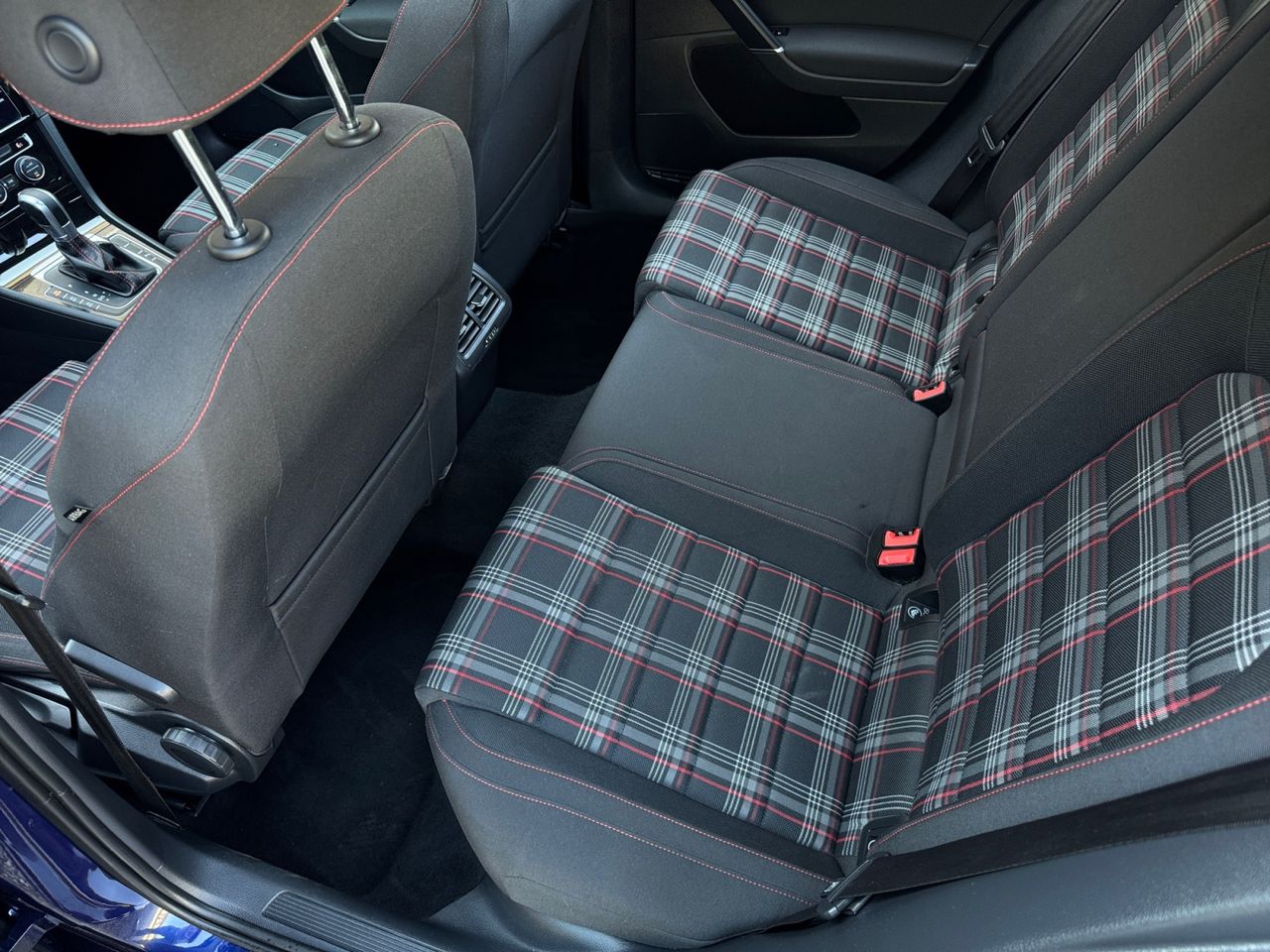 Volkswagen Golf GTI 2.0 TSI 169 KW 230 CV PERFORMANCE - Foto 2