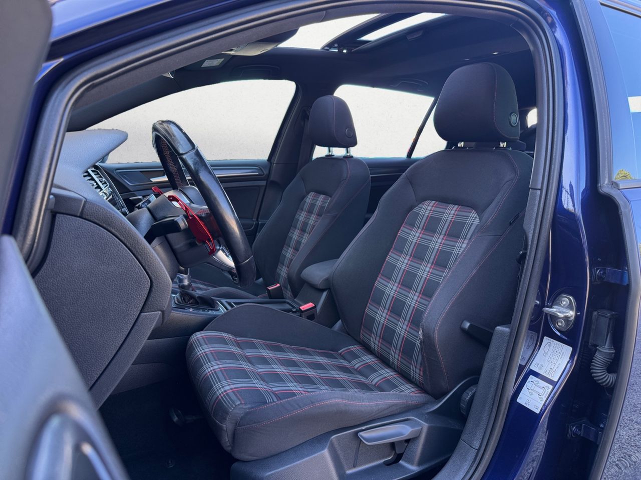 Volkswagen Golf GTI 2.0 TSI 169 KW 230 CV PERFORMANCE - Foto 2