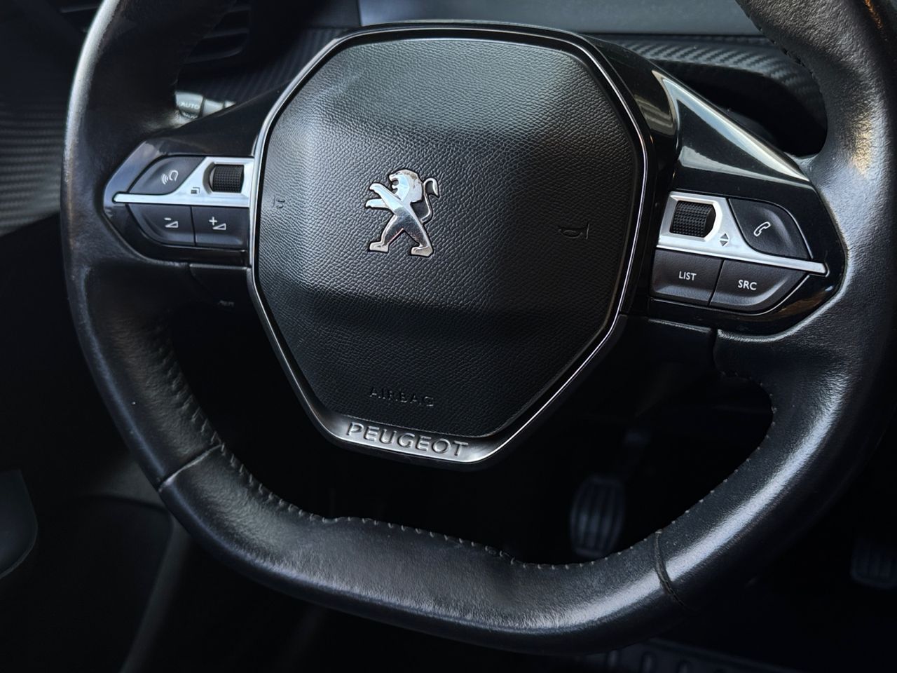 Peugeot 208 ALLURE BLUE HDI 100 CV - Foto 2