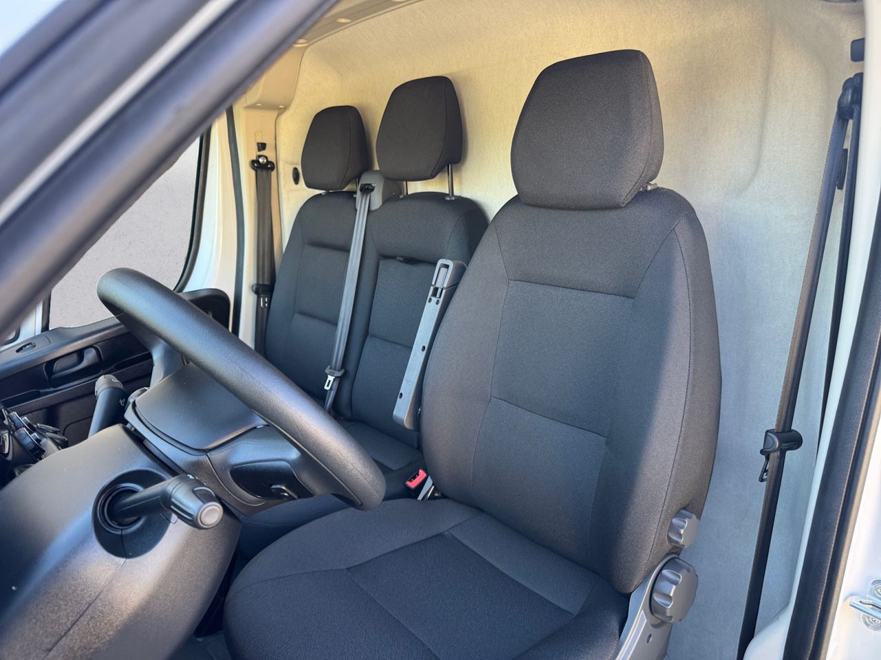 Fiat Ducato FURGON HEAVY 35 L4 H2 BLUE HDI 140 CV - Foto 2