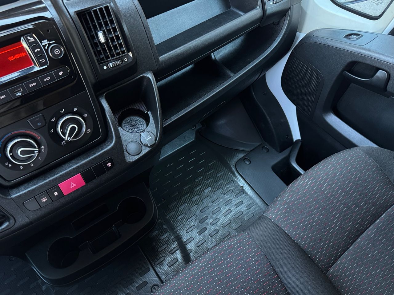 Fiat Ducato FURGON 35 L3 H3 MULTIJET - Foto 2