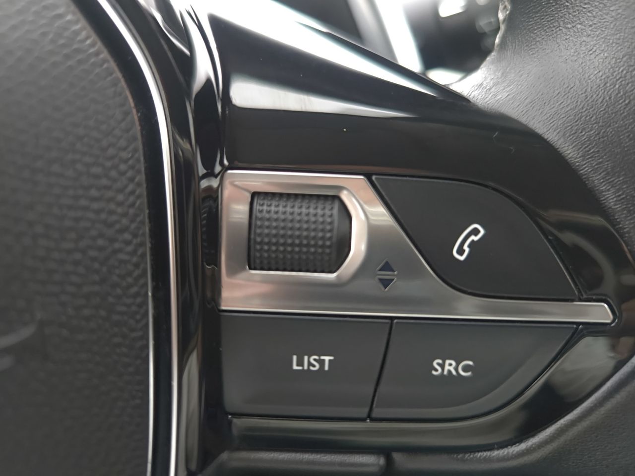 Peugeot 3008 Hybrid ALLURE PACK HYBRID 225 e EAT8 - Foto 2
