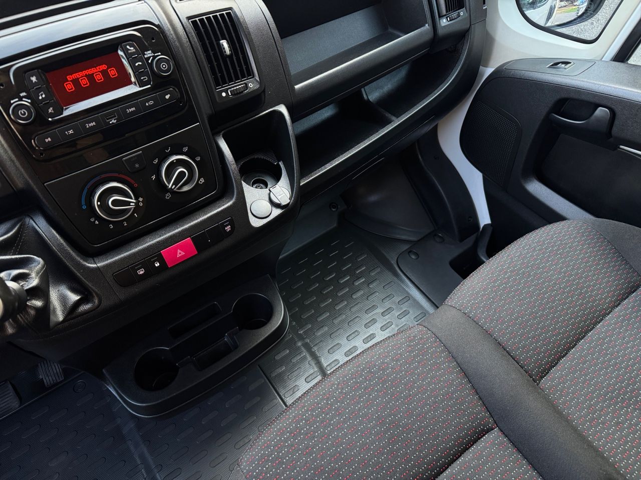 Fiat Ducato FURGON 35 L3 H2 MULTIJET EASY PRO - Foto 2