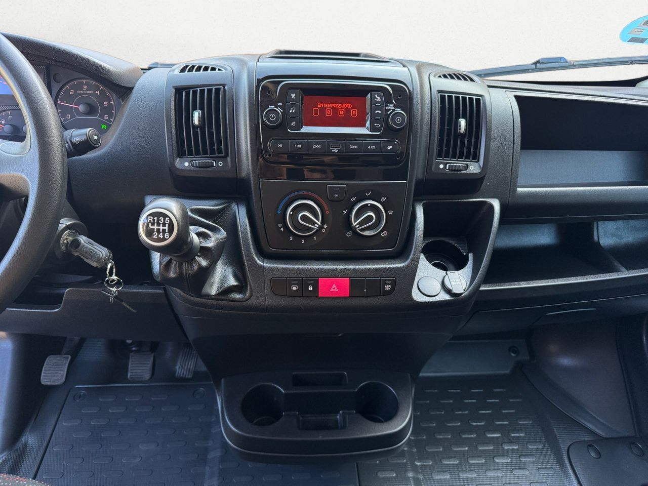 Fiat Ducato FURGON 35 L3 H2 MULTIJET EASY PRO - Foto 2