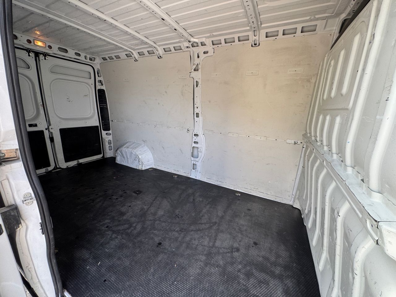Fiat Ducato FURGON 35 L3 H2 MULTIJET EASY PRO - Foto 2