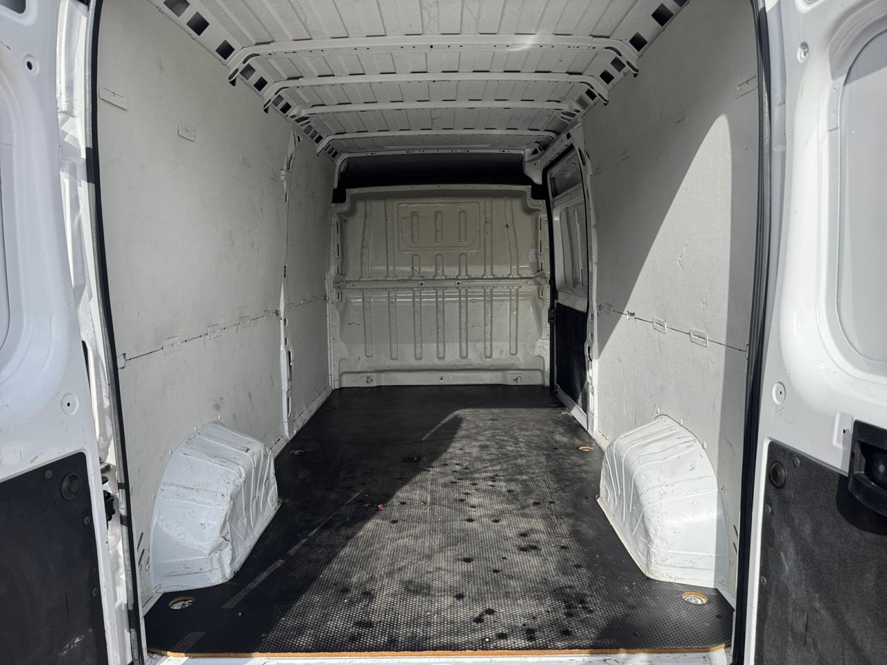 Fiat Ducato FURGON 35 L3 H2 MULTIJET EASY PRO - Foto 2