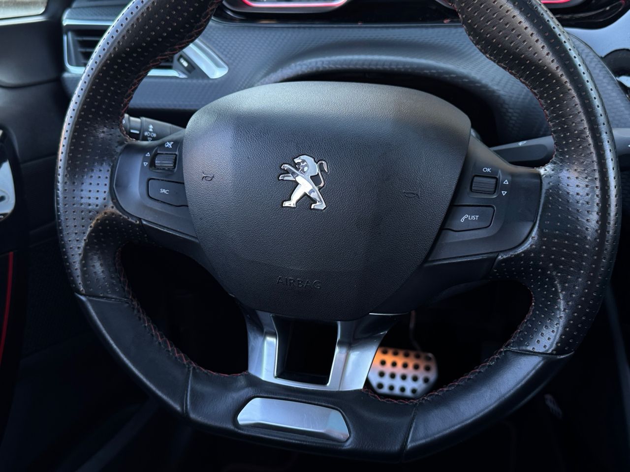Peugeot 2008 GT LINE BLUE HDI 120 EAT8 - Foto 2