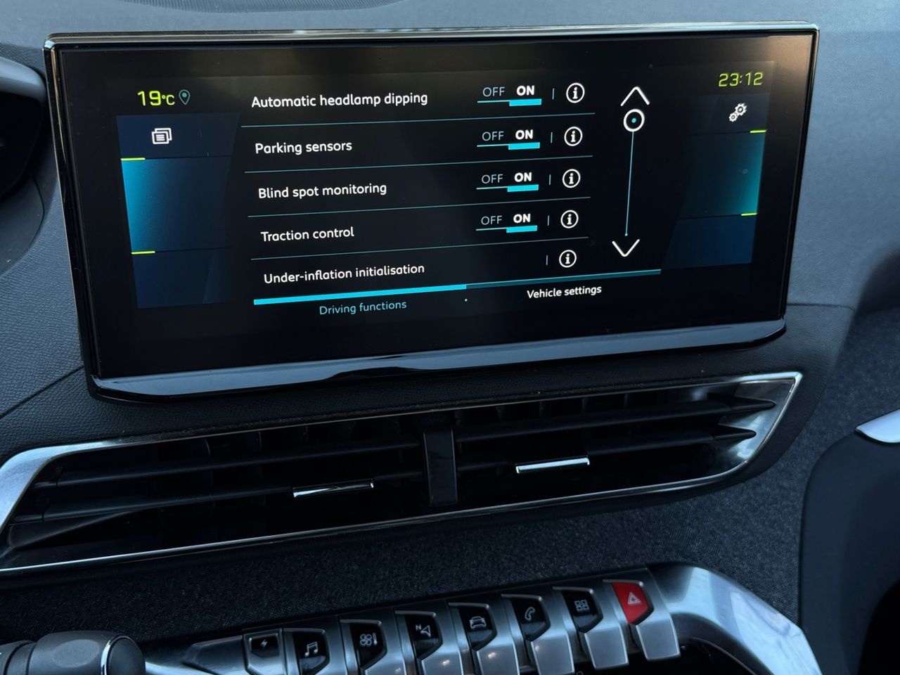 Peugeot 3008 Hybrid ALLURE PACK HYBRID 225 EAT8 - Foto 2