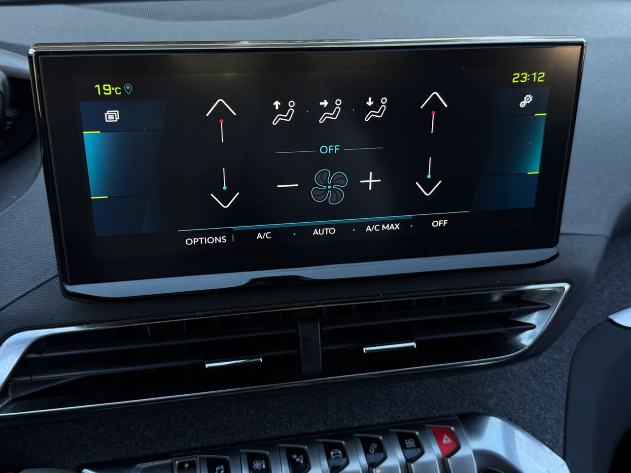 Peugeot 3008 Hybrid ALLURE PACK HYBRID 225 EAT8 - Foto 2