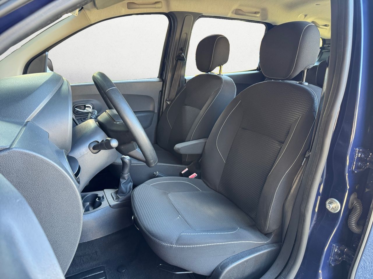 Dacia Lodgy LAUREATE TCE 85 KW 115 CV 7 PLAZAS - Foto 2