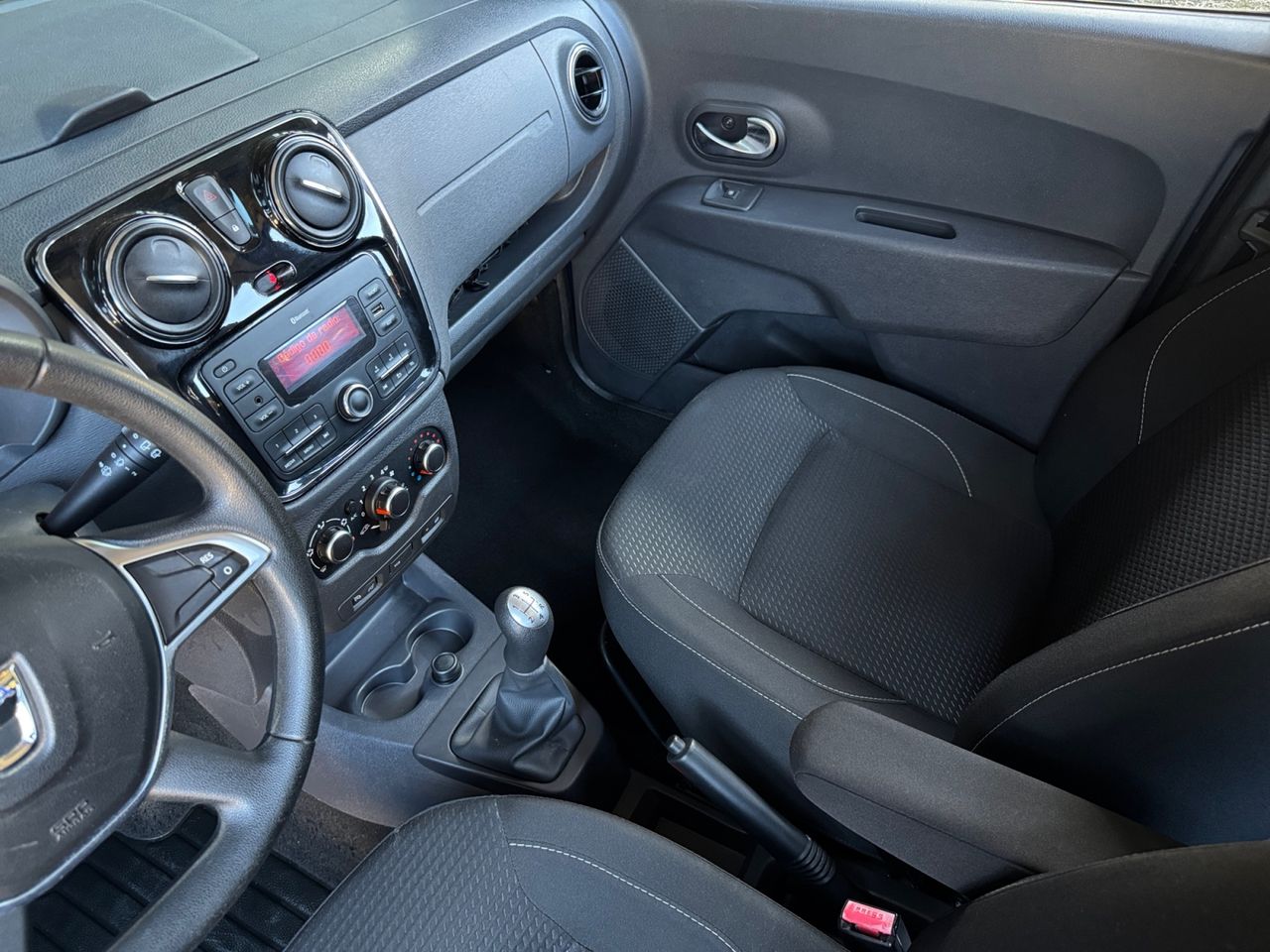 Dacia Lodgy LAUREATE TCE 85 KW 115 CV 7 PLAZAS - Foto 2