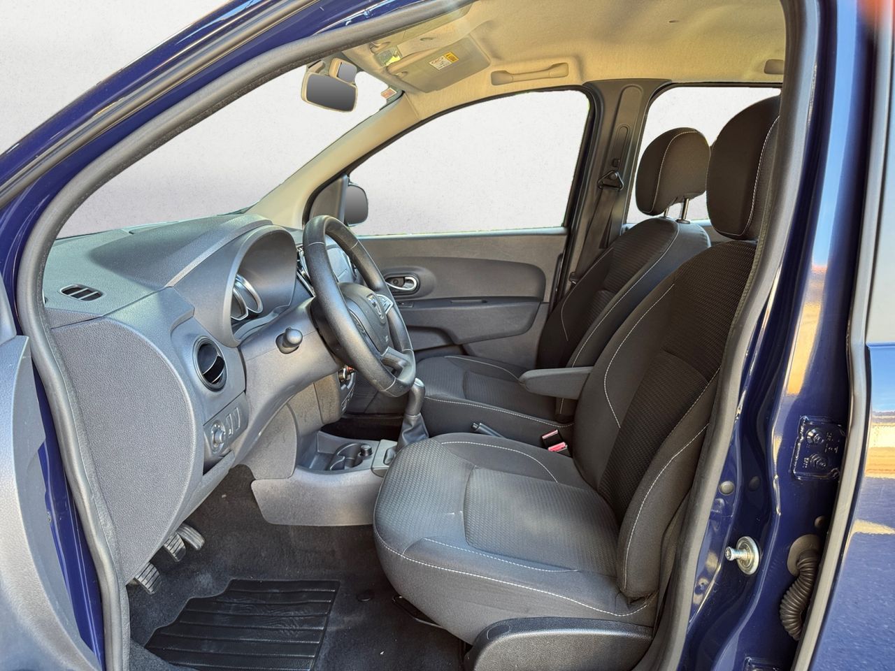 Dacia Lodgy LAUREATE TCE 85 KW 115 CV 7 PLAZAS - Foto 2