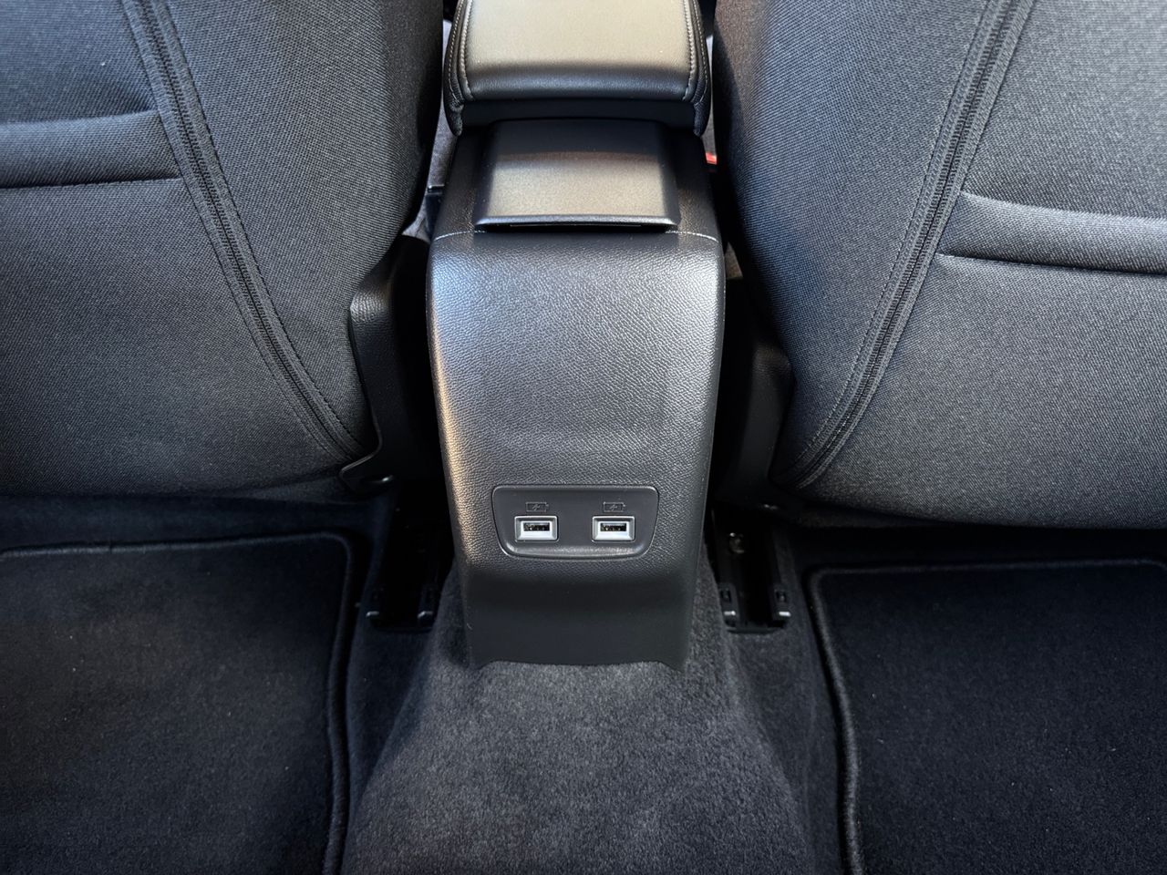 Peugeot e-208 ACTIVE PACK ELECTRICO 136 CV - Foto 2