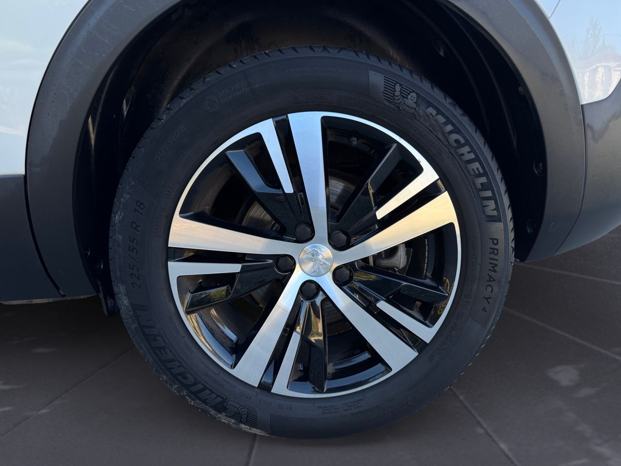 Peugeot 5008 GT BLUE HDI 130 CV EAT8 - Foto 2