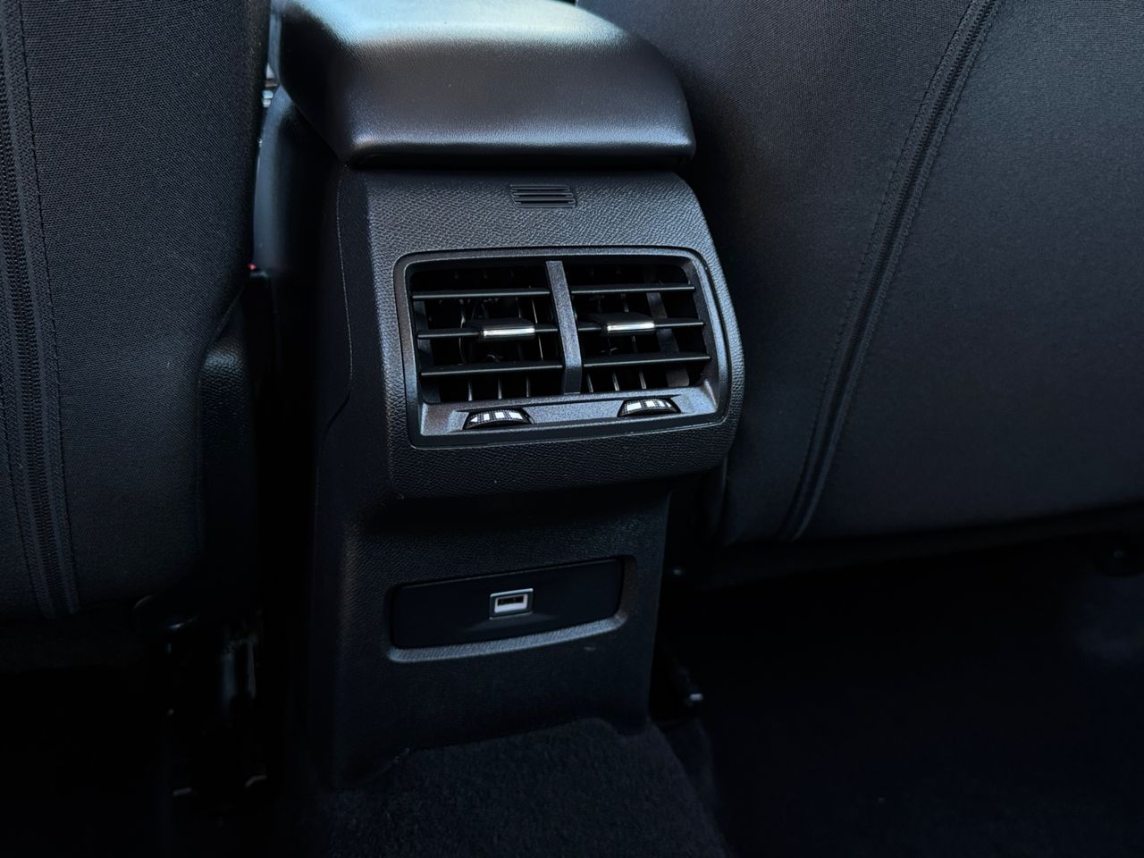 Citroën C4 X PURE TECH 100 CV FEEL - Foto 2