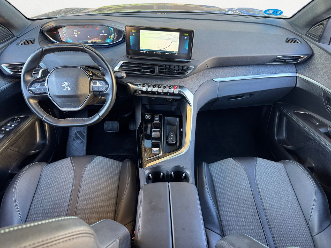Peugeot 3008 Hybrid ALLURE PACK HYBRID 225 EAT8 - Foto 2