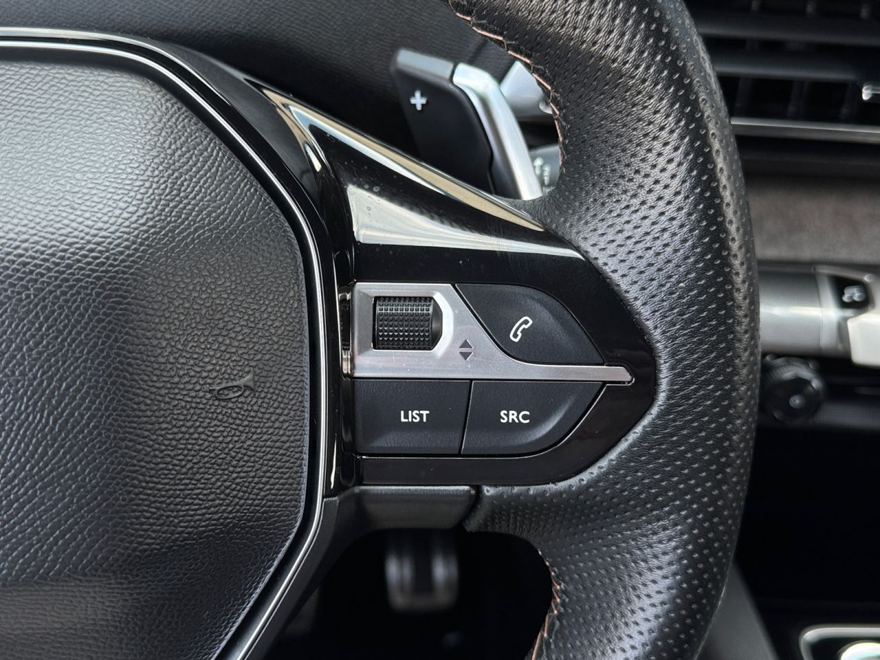 Peugeot 3008 GT BLUE HDI 130 CV EAT8 - Foto 2