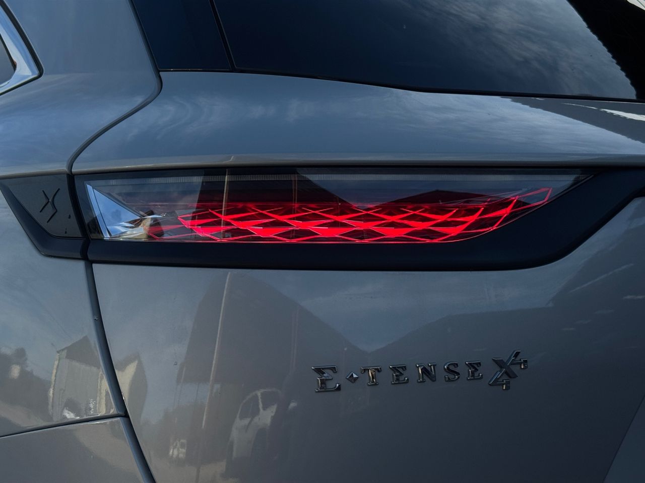 DS DS 7 Crossback E TENSE 300 4X4 PERFORMANCE LINE - Foto 2