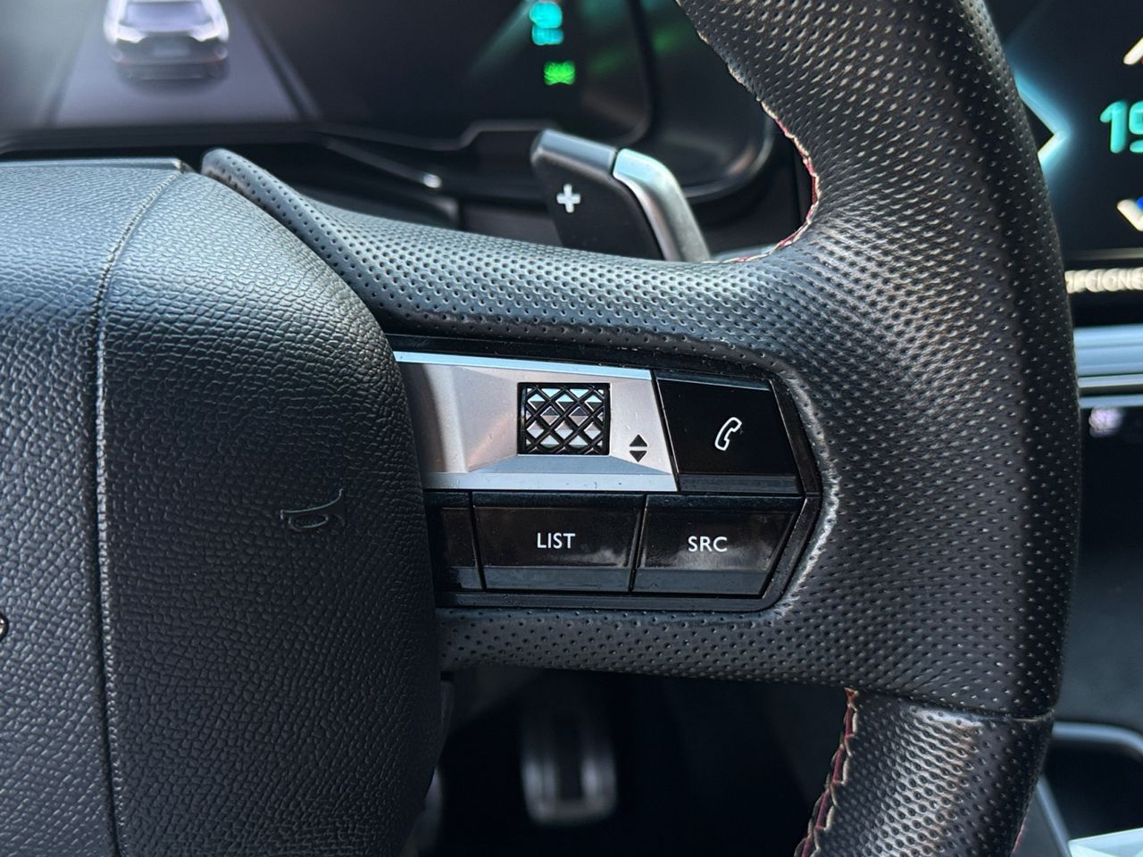DS DS 7 Crossback E TENSE 300 4X4 PERFORMANCE LINE - Foto 2