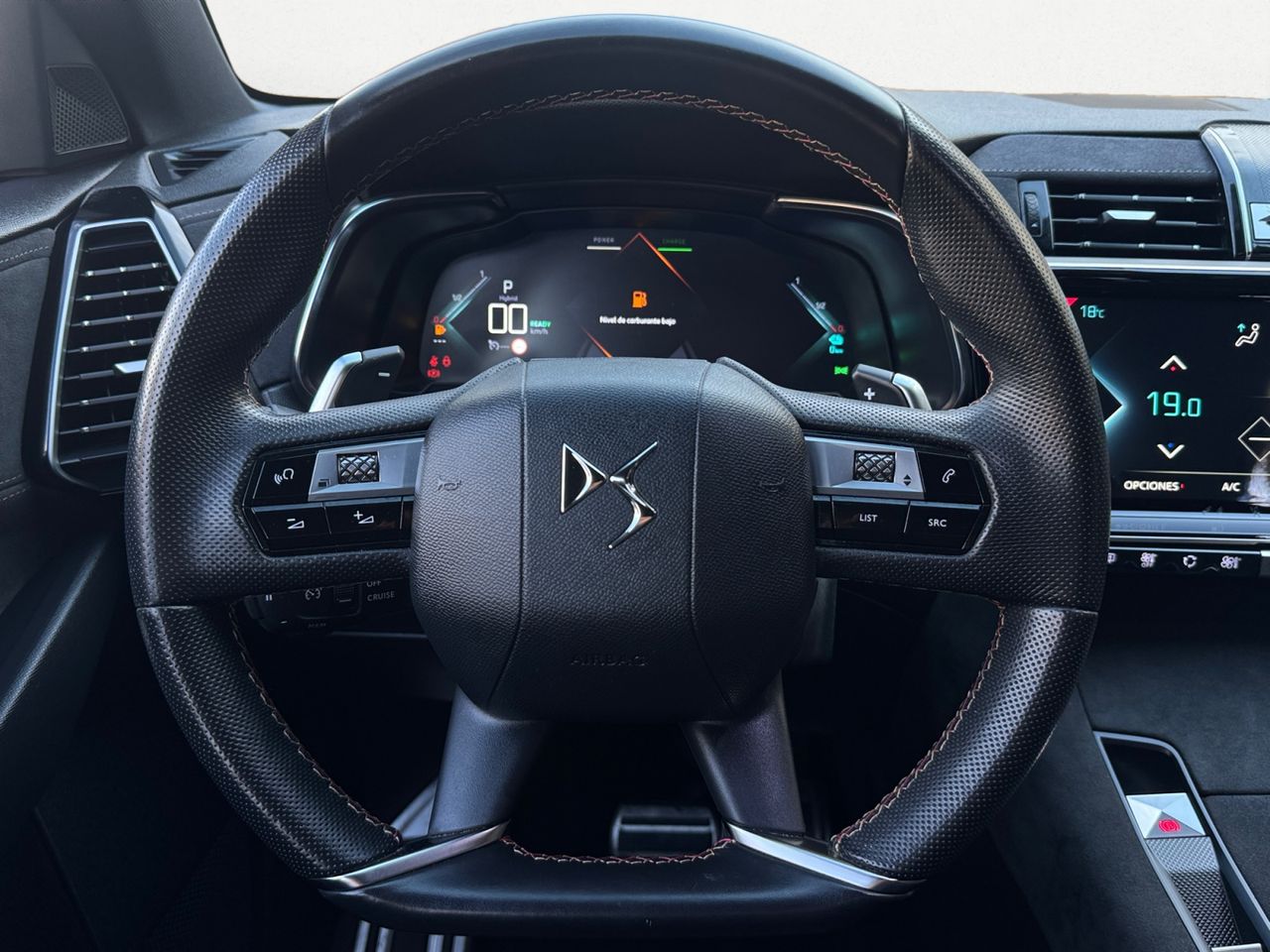 DS DS 7 Crossback E TENSE 300 4X4 PERFORMANCE LINE - Foto 2