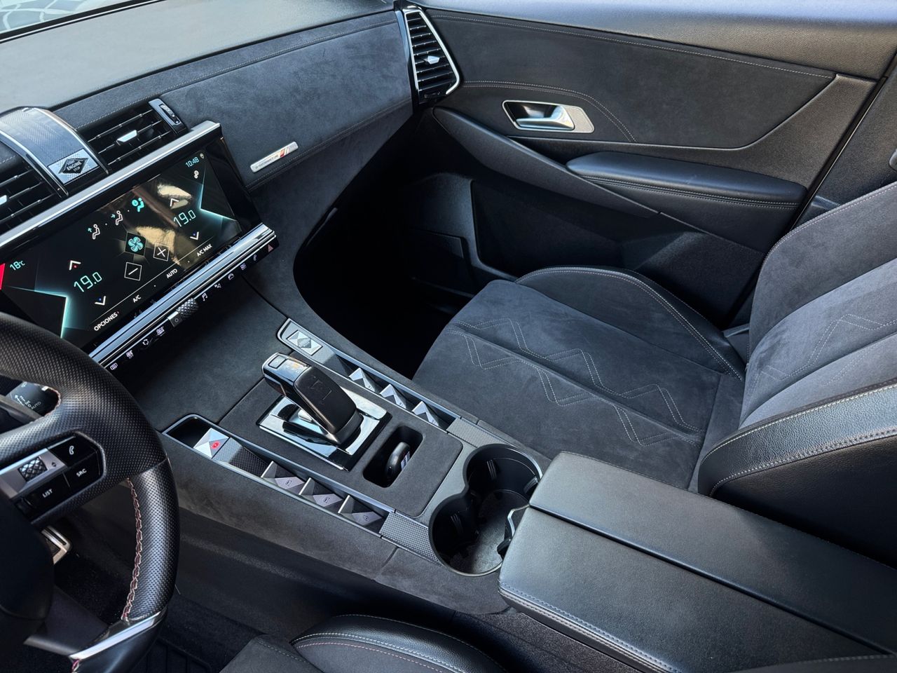 DS DS 7 Crossback E TENSE 300 4X4 PERFORMANCE LINE - Foto 2